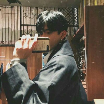 2019最新手机控男生头像萌娃情侣图片