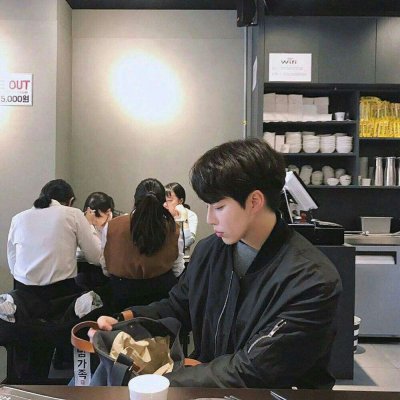 2018最火爆微信头像快手男生头像潮流图片