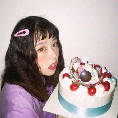 qq情侣女生头像带字图片