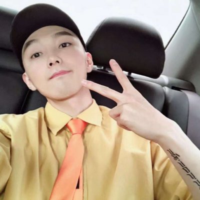 最火爆微信头像有些男生头像偏女性化图片