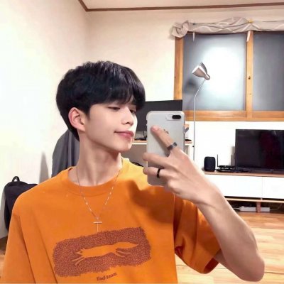 最火爆微信头像有些男生头像偏女性化图片