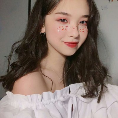 qq最新女生头像动漫图片