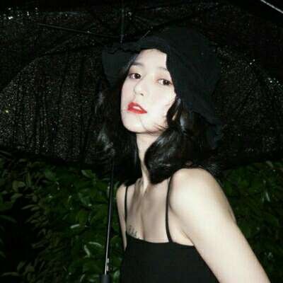 女生QQ头像背影可爱图片