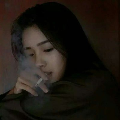 女生QQ头像背影可爱图片