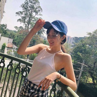 qq头像女生超拽纹身图片