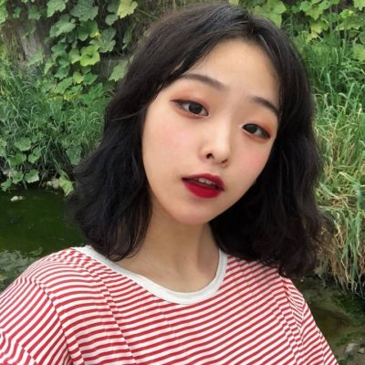 qq头像女生超拽纹身图片