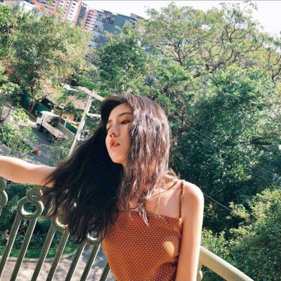 qq头像女生超拽纹身图片