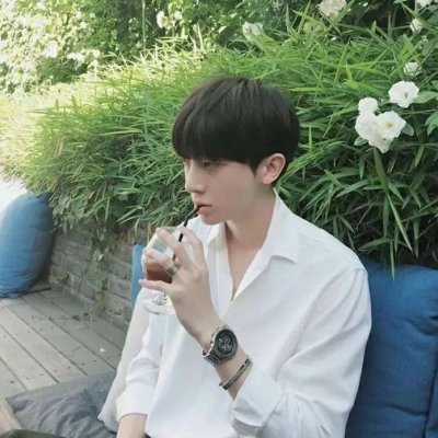 潮流个性男生头像文艺干净图片