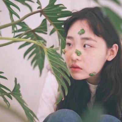 女生qq头像穿牛仔衣图片