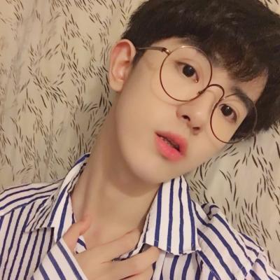 2018最火爆微信qq头像 喝酒男生图片