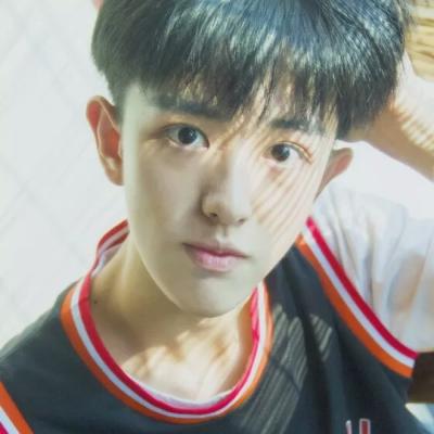 2018最火爆微信qq头像 喝酒男生图片