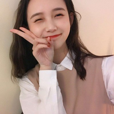 女生qq霸气头像短发图片