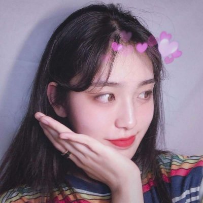 qq头像外国小女生萌图片