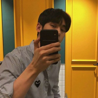 2018最新欧美头像男生伤心图片
