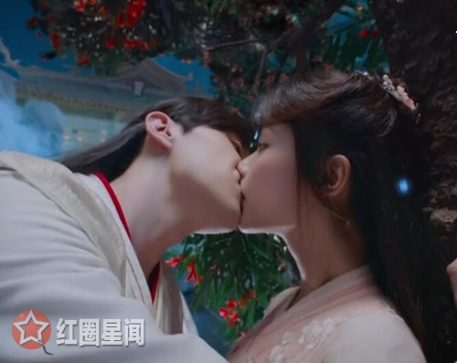 香蜜沉沉旭凤和锦觅第一次双修什么时候 锦觅和谁灵修过图片