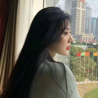 黑色系露骨qq女生头像图片