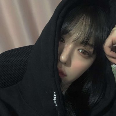 黑色系露骨qq女生头像图片