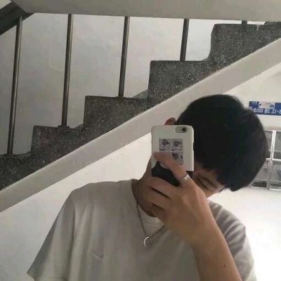qq超拽帅气头像手机控2018属龙微信头像 男生图片
