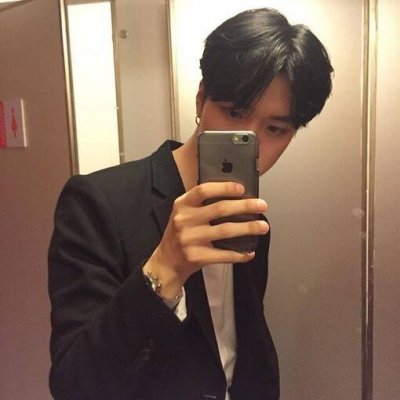qq超拽帅气头像手机控2018属龙微信头像 男生图片