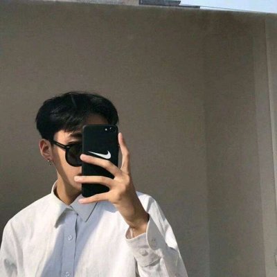 qq超拽帅气头像手机控2018属龙微信头像 男生图片