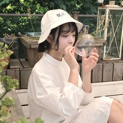 qq头像女生长头发霸气图片