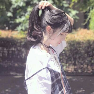 微信头像女生带字卡通图片