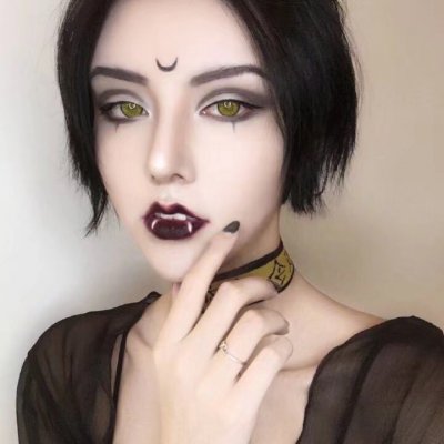 伤感图片短发女生头像图片