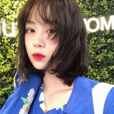 动漫头像女生简单气质图片