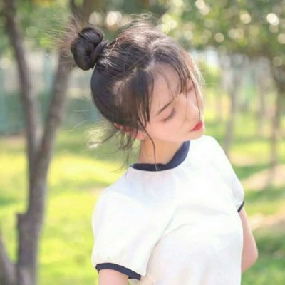 动漫头像女生简单气质图片