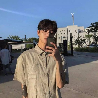 2018最火爆特别冷漠的男生头像动漫图片