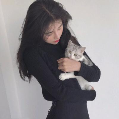 动漫黑白女生霸气头像图片