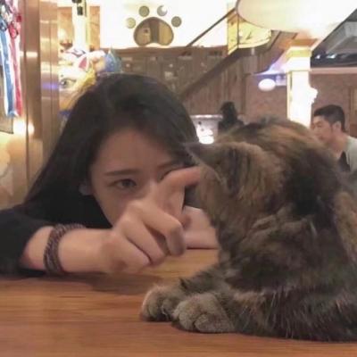 动漫黑白女生霸气头像图片