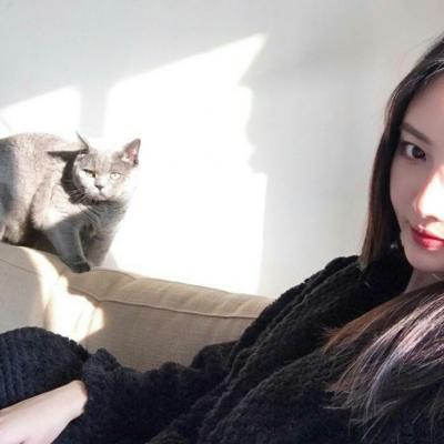 动漫黑白女生霸气头像图片