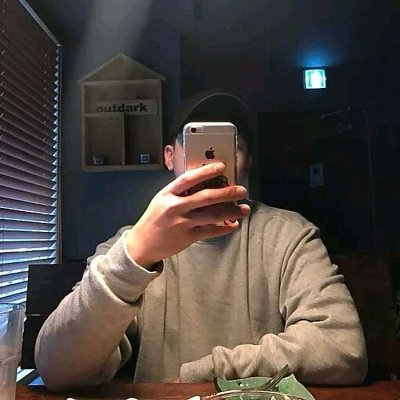 2018最新微信真人男生头像帅气高冷不露脸图片