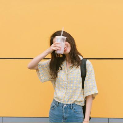唯美卡通短发女生头像图片