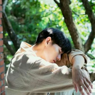 2018个性二次元男生病态的头像个性网图片