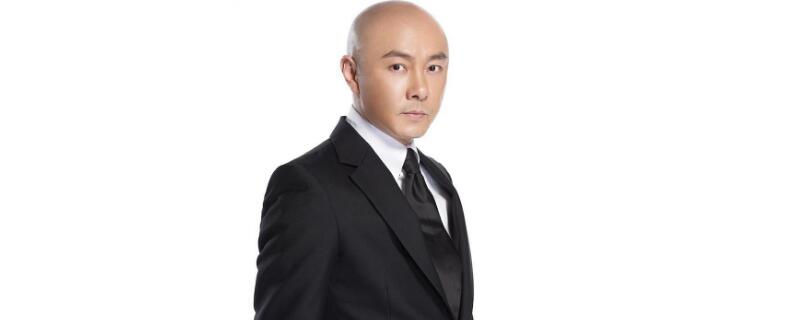 张卫健为什么剃光头