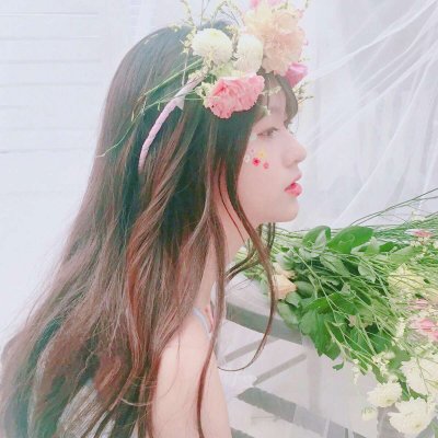 qq女生素描卡通头像