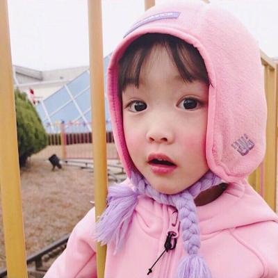 带耐克帽子的女生头像图片