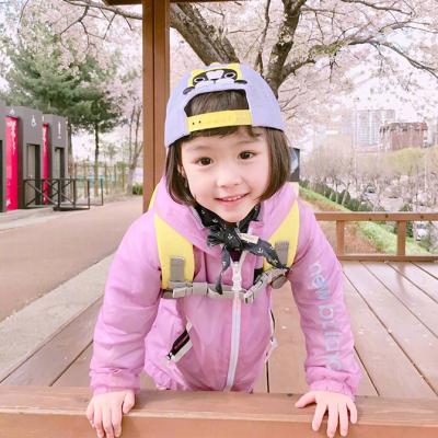 带耐克帽子的女生头像图片