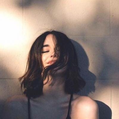 qq头像文艺女生头像