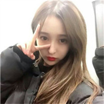 美女qq唯美好看头像卖萌图片 剪刀手卖萌的样子更可爱图片