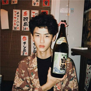 qq个性情侣唯美好看头像一男一女 一个人一张幸福的一对儿图片