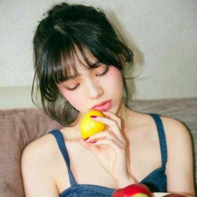 简约头像女生手绘可爱图片