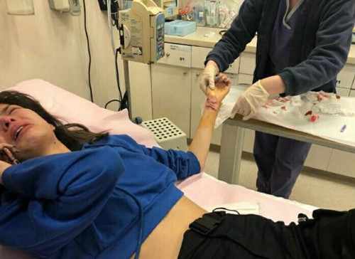 naomi康雅馨分手被爆黑料 遭网络暴力自杀公司澄清谣言图片