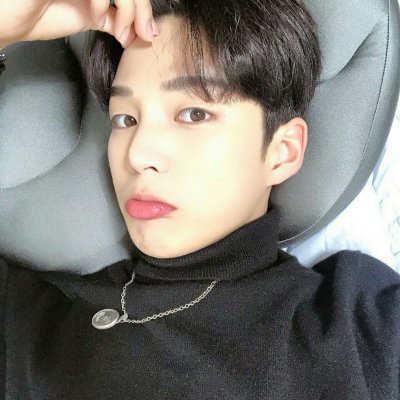 2019最新qq喜欢用美女做头像的男生是什么图片