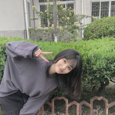qq头像可爱小清新女生图片