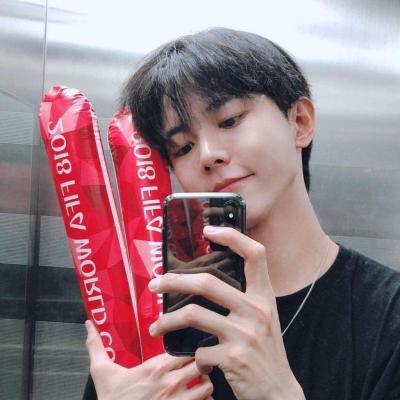 2019最新男生个性戴帽子头像图片图片