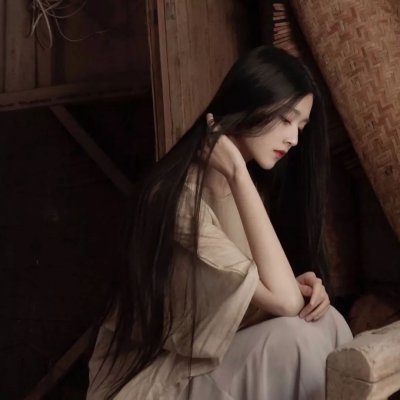 qq头像中年女生头像图片