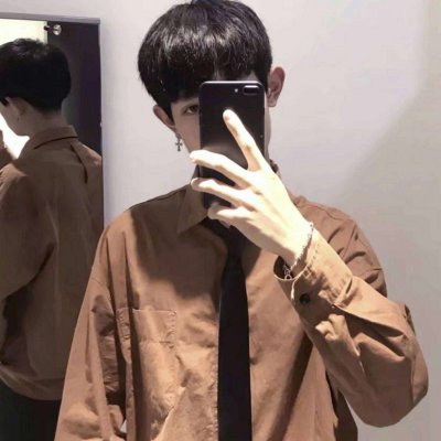 手机控霸气黑白男生带字头像超拽霸气十足图片